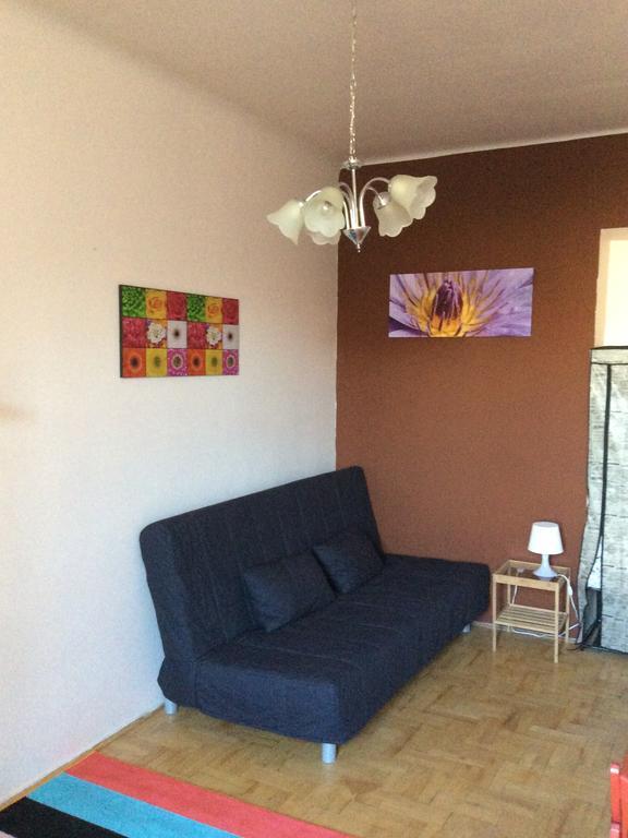 Comedy Apartment Budapest Room photo